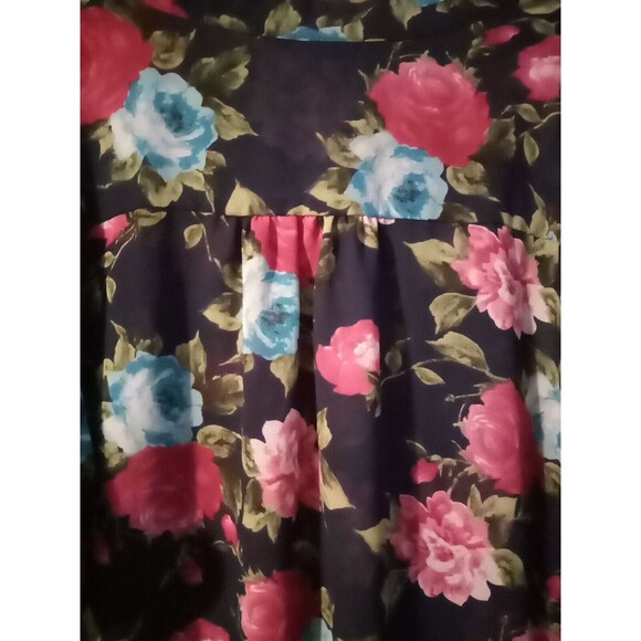 DNA Couture Shirt 1x 3/4 Sleeve Floral Button V Neck Feminine Summer Sheer - Picture 2 of 15